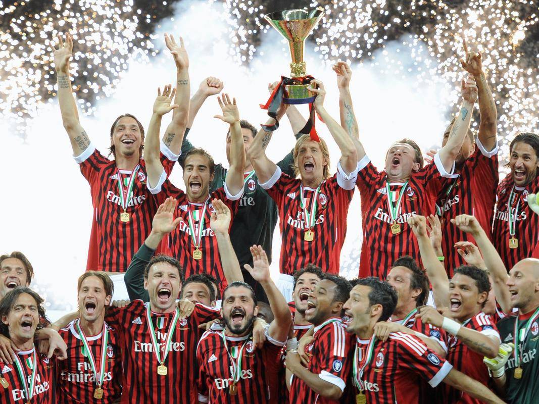 称霸ac米兰逆转伊斯坦布尔奇迹